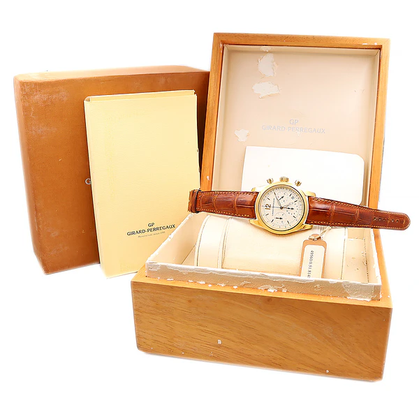 Imagem 11 de Girard-Perregaux Ferrari Chronograph Ref. 4956