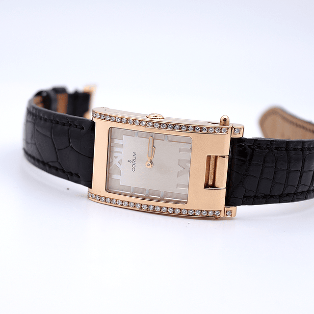 Corum Tobogan em Ouro 18k & Diamantes – Ref. 56.151.85