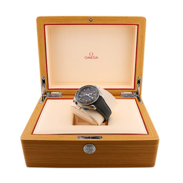 Imagem 11 de Omega Seamaster Planet Ocean – Ref. 215.32.44.21.01.002