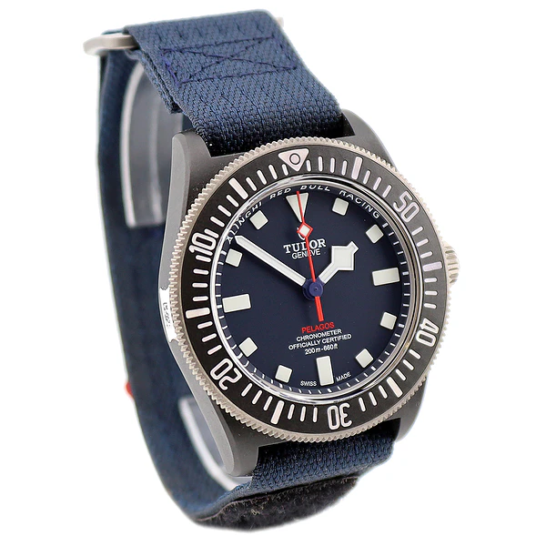 Imagem 4 de Tudor Pelagos Alinghi Red Bull Racing Edition - Ref. M25707KN‑0001