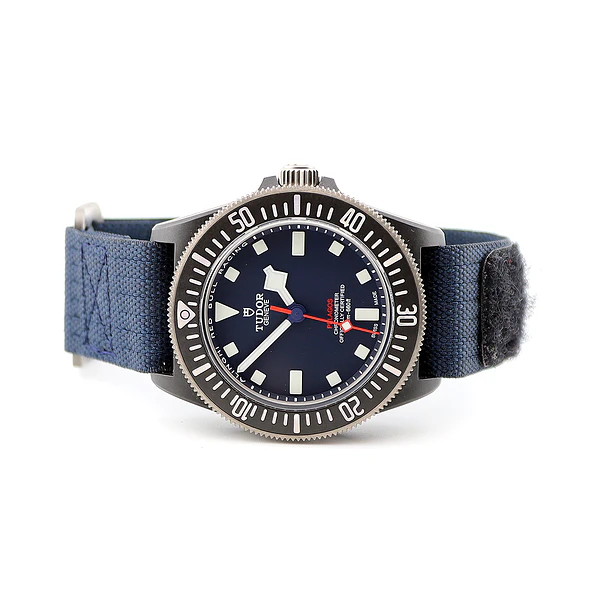 Imagem 8 de Tudor Pelagos Alinghi Red Bull Racing Edition - Ref. M25707KN‑0001