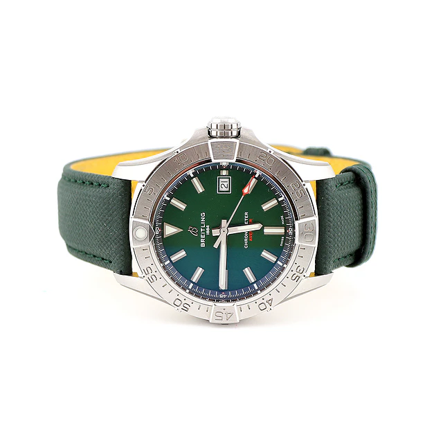 Breitling Avenger – Ref. A17328101L1X1 (Full Set)