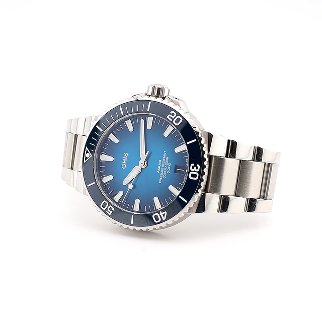 Oris Aquis Date 400 – Ref. 01 400 7769 4135