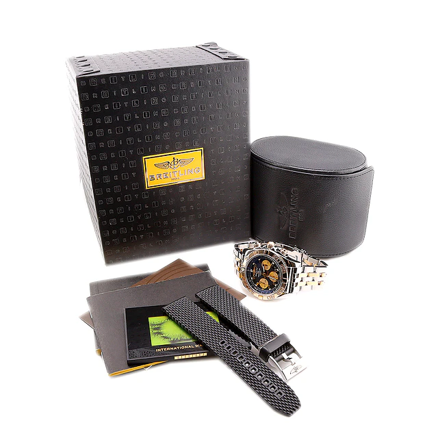 Breitling Chronomat 44 – Ref. CB0110121B1C1 – 2016 – Full Set