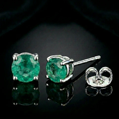 Pendientes de plata de ley y esmeraldas