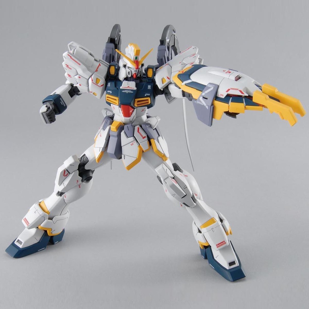 MG 1/100 Gundam Sandrock EW – Bandai 4