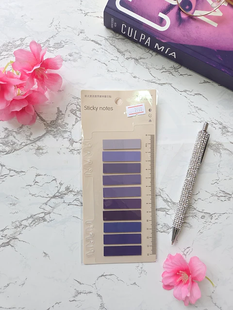Notas adhesivas tonalidades moradas
