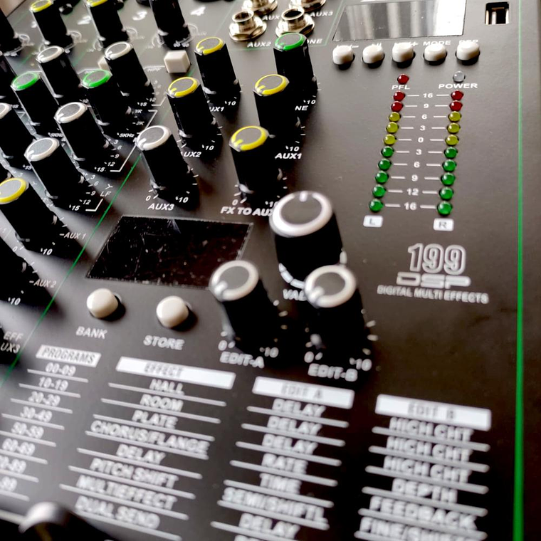 Mixer Analogo con Interfaz K-Acoustic KC 4 PRO 2