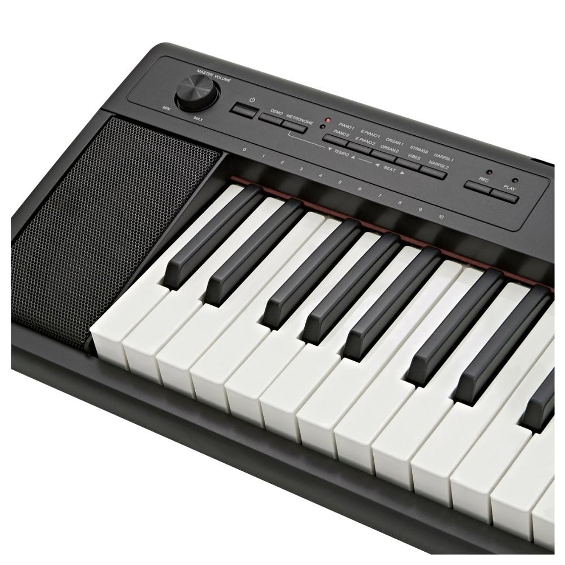 Piano Digital Portatil Yamaha Piaggero NP-12 Black 3