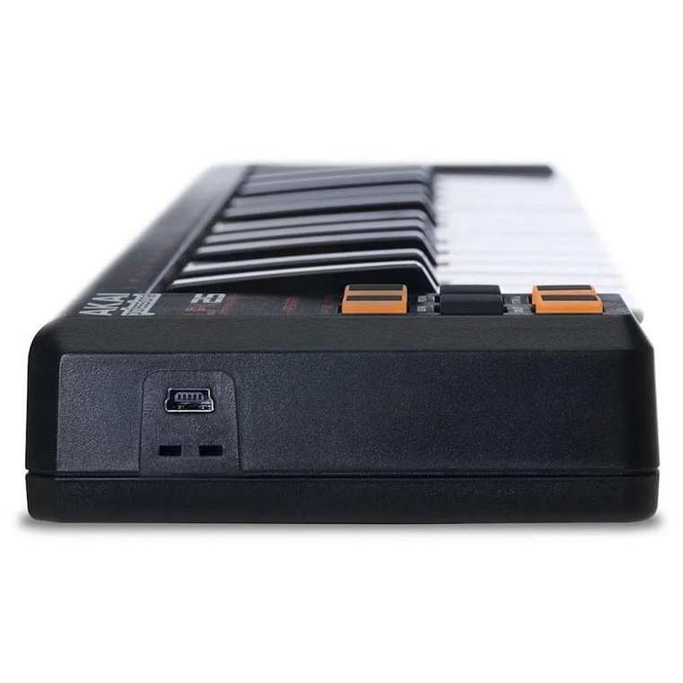 Controlador MIDI Akai LPK25V2 2