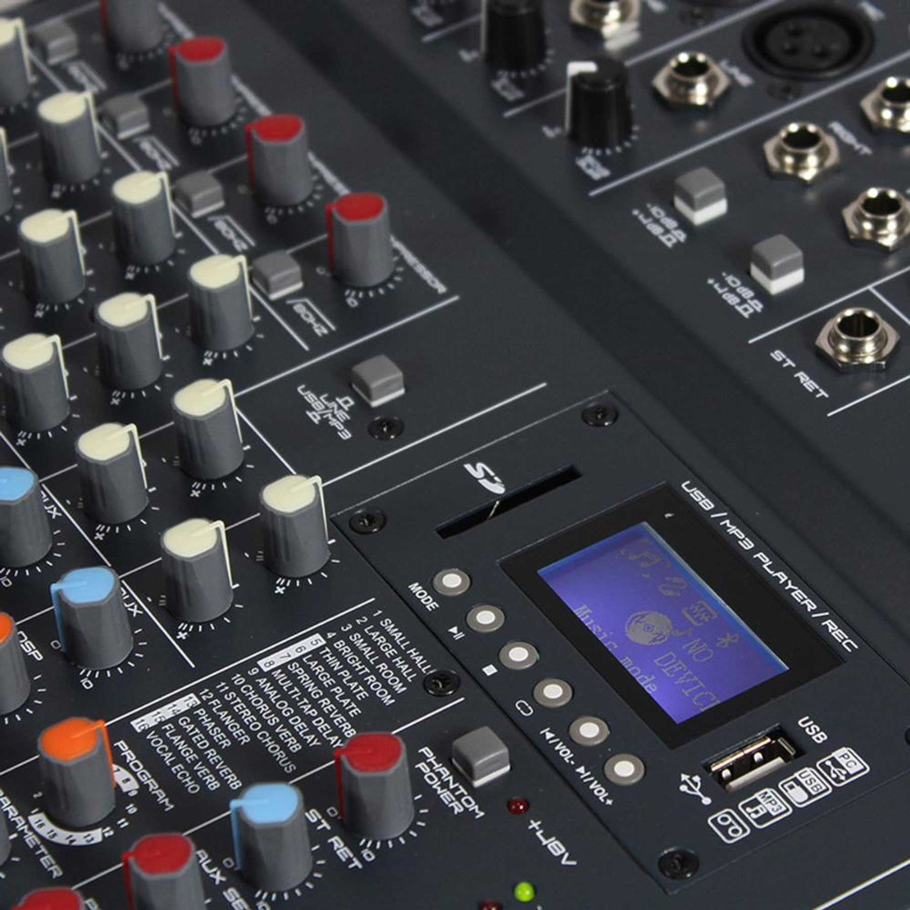 Mixer Analogo Studiomaster Club XS 6+