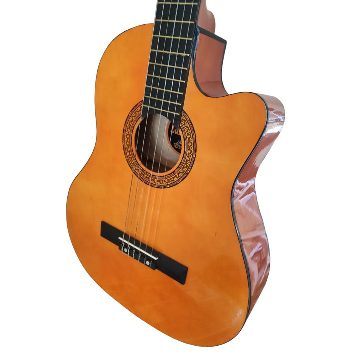 Guitarra Clasica 39'' con cutaway Zaragoza ZAD-101 Natural 2