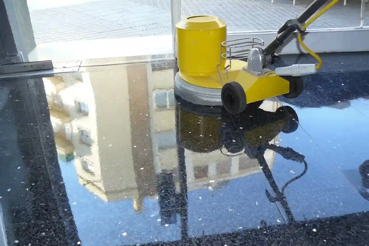 Cómo elegir la cera ideal según tu tipo de suelo