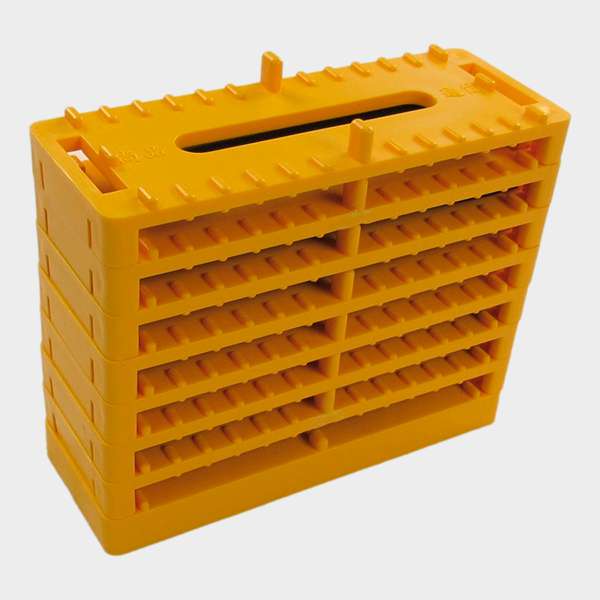 Fijador de Cables 6mm x 12 Amarillo 5