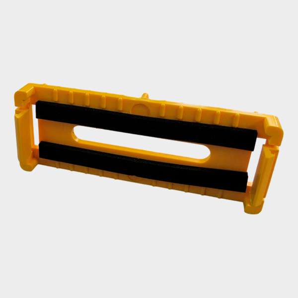 Fijador de Cables 6mm x 12 Amarillo 7