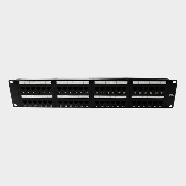 Patch Panel 48 Puertos CAT 5E 1
