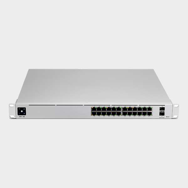 Switch UniFi USW-Pro-24-POE 24Gbit 2 SFP+ 8PoE++ 400W 1