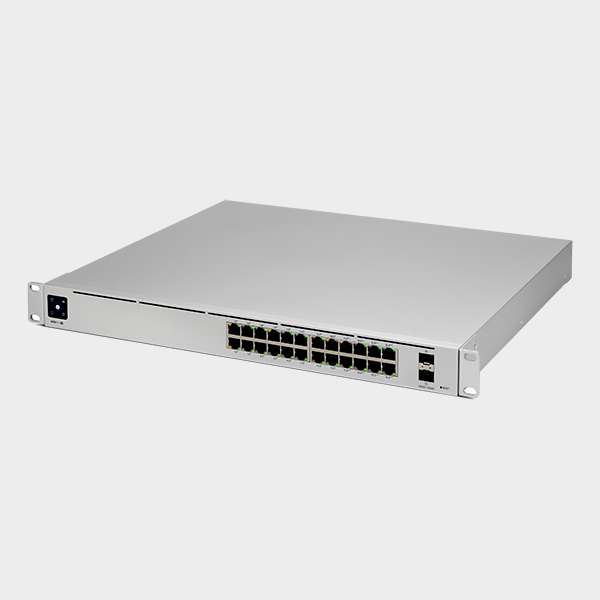 Switch UniFi USW-Pro-24-POE 24Gbit 2 SFP+ 8PoE++ 400W 3