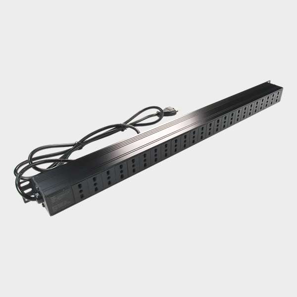 PDU Vertical 24 Conectores Dominó 10A 2