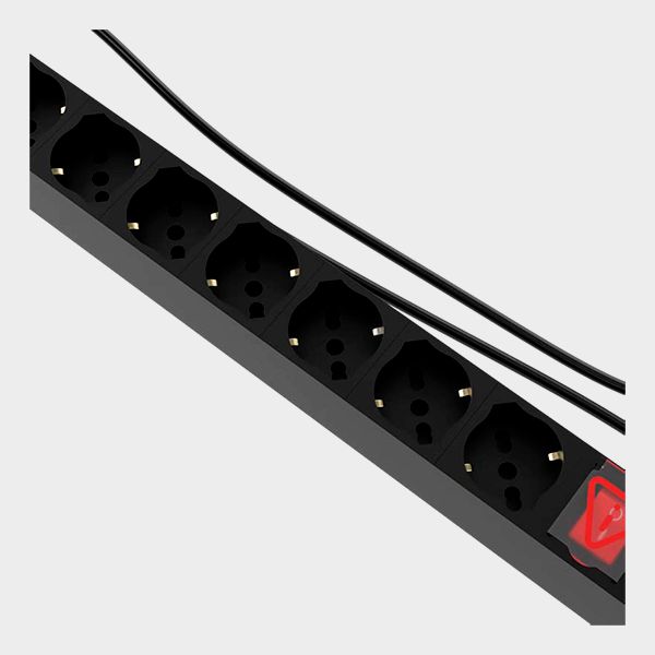 PDU Horizontal Nexxt NPD-21U8I16A 8 tomacorrientes 220V 16A 2