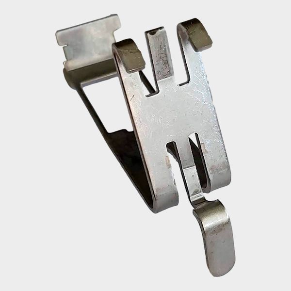 Adaptador para Riel DIN Keystone 1P Metálico 4