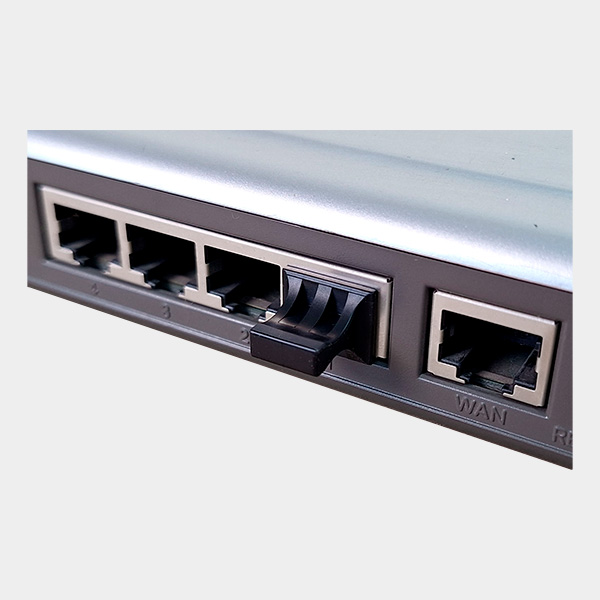 Protector Puerto RJ45 Negro 2