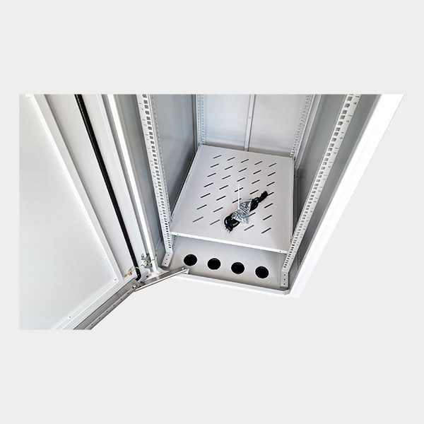 Gabinete de Piso Exterior 38U 600x800mm 6