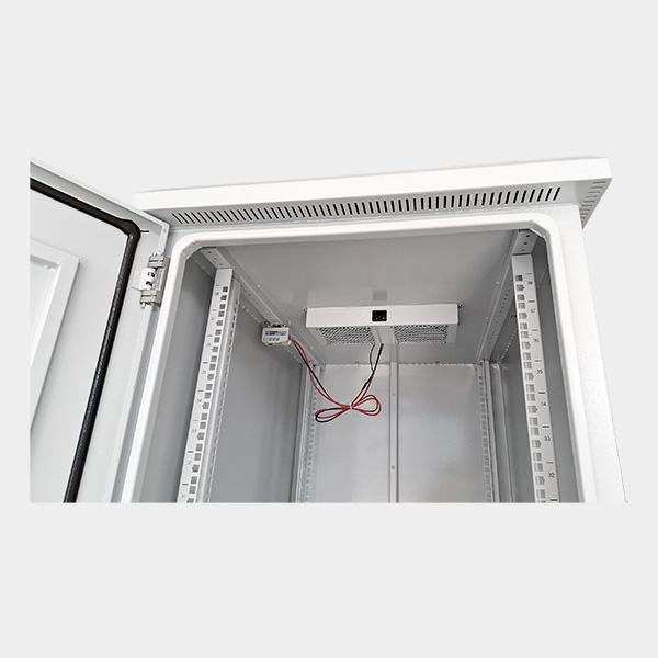 Gabinete de Piso Exterior 38U 600x800mm 8