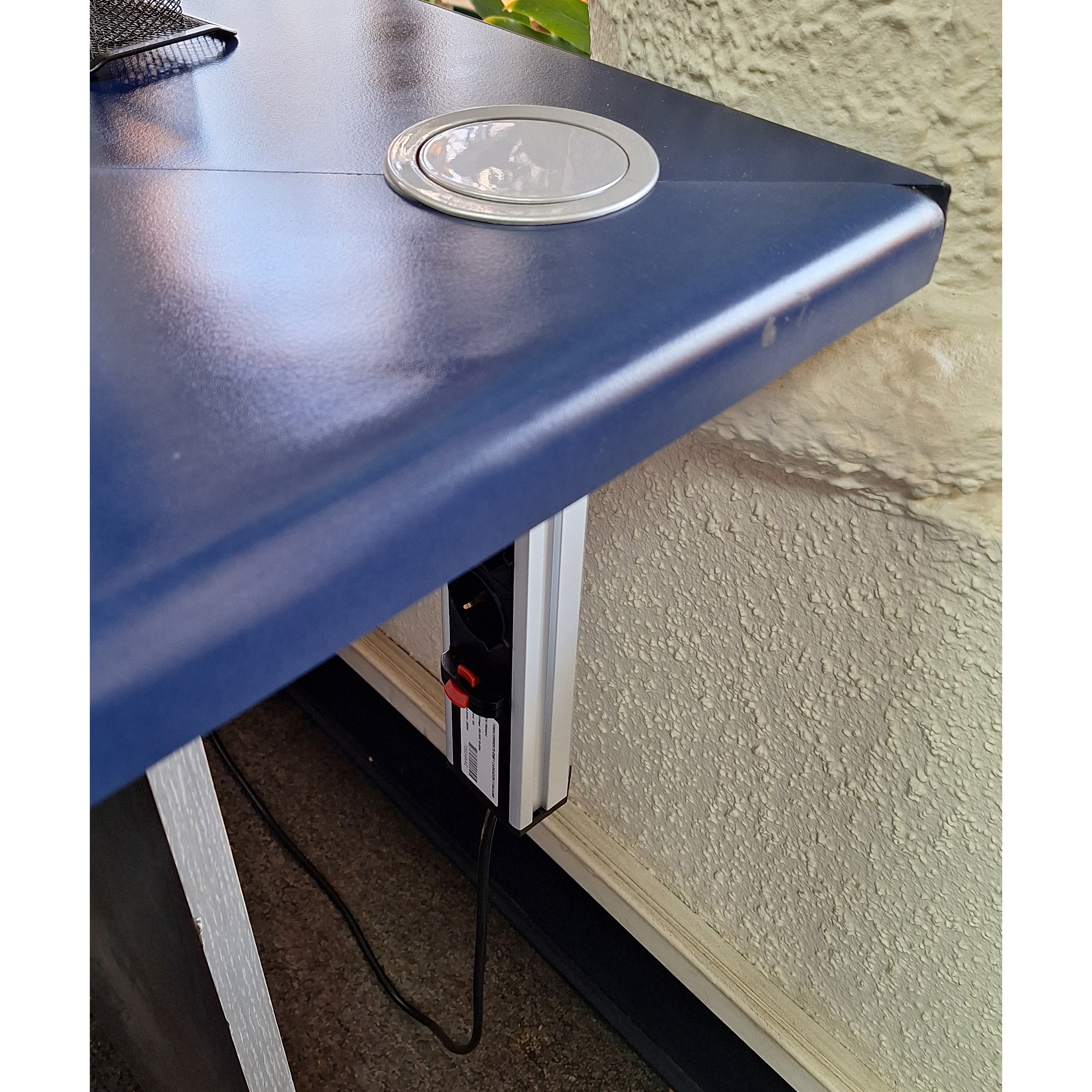 Tomacorriente Embutido para Escritorio  y Cargador 3 Módulos 16A 2 USB 3