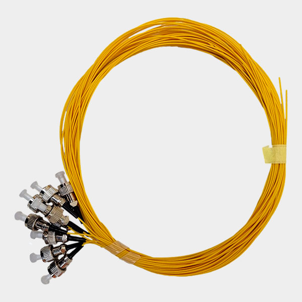 Pigtail FC/UPC Monomodo LSZH Amarillo 1.5m  1