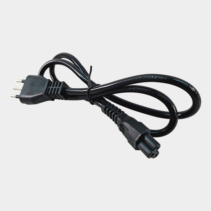 Cable de Poder Trébol 3 x 0,75mm2 300V Negro 90cm 1