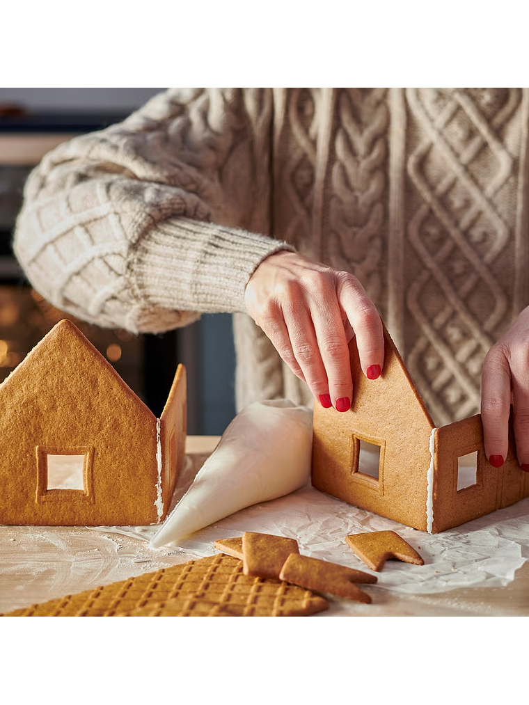 Casa o Árbol De Jengibre Ikea Vintersaga Navidad 300 G Comestible 11