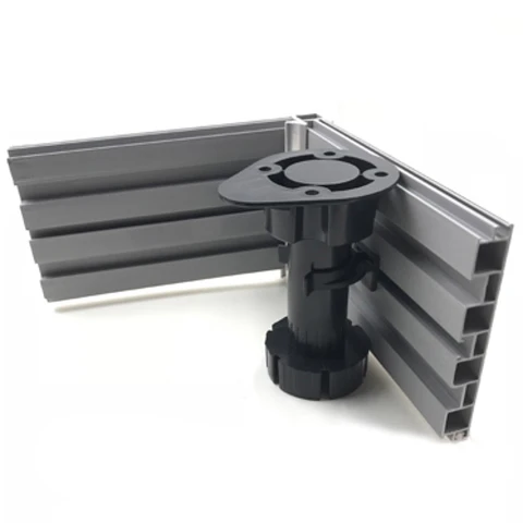 Pata plastica para zocalo regulable (4u)