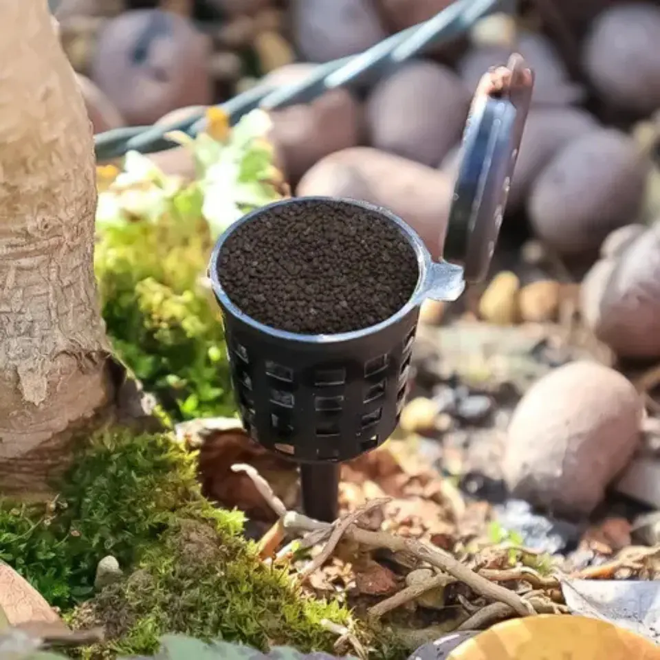 Canastillo Difusor Fertilizante para Macetero 3