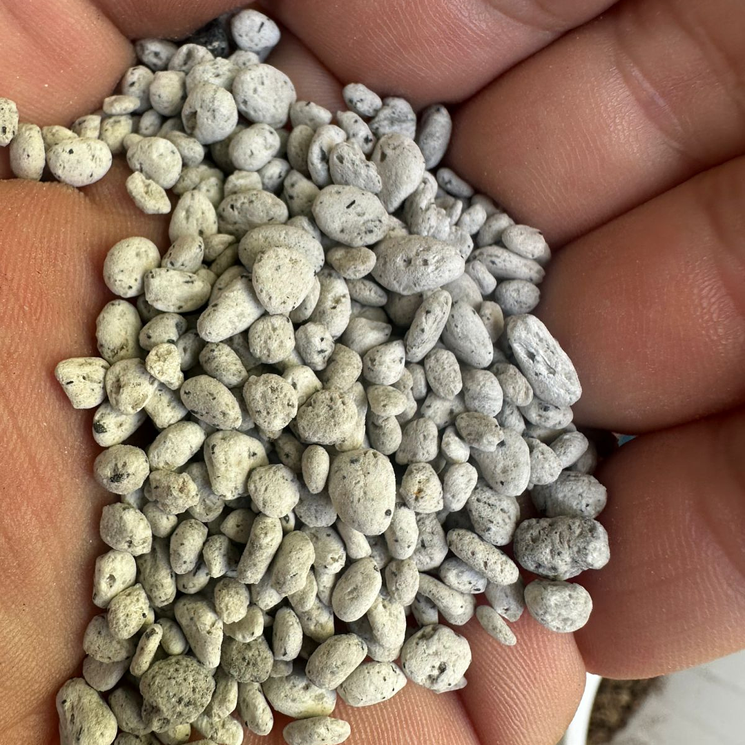 Pack Sustrato Para Bonsai Mix 9 Litros + Difusor Fertlizante 6