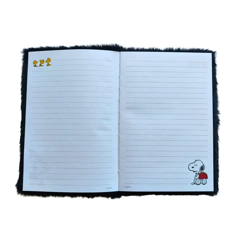 Libreta peluda Snoopy 3