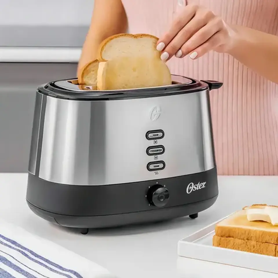 Tostadora Oster® 2 Rebanadas En Acero Inoxidable Tssttr500 Color Plateado 2