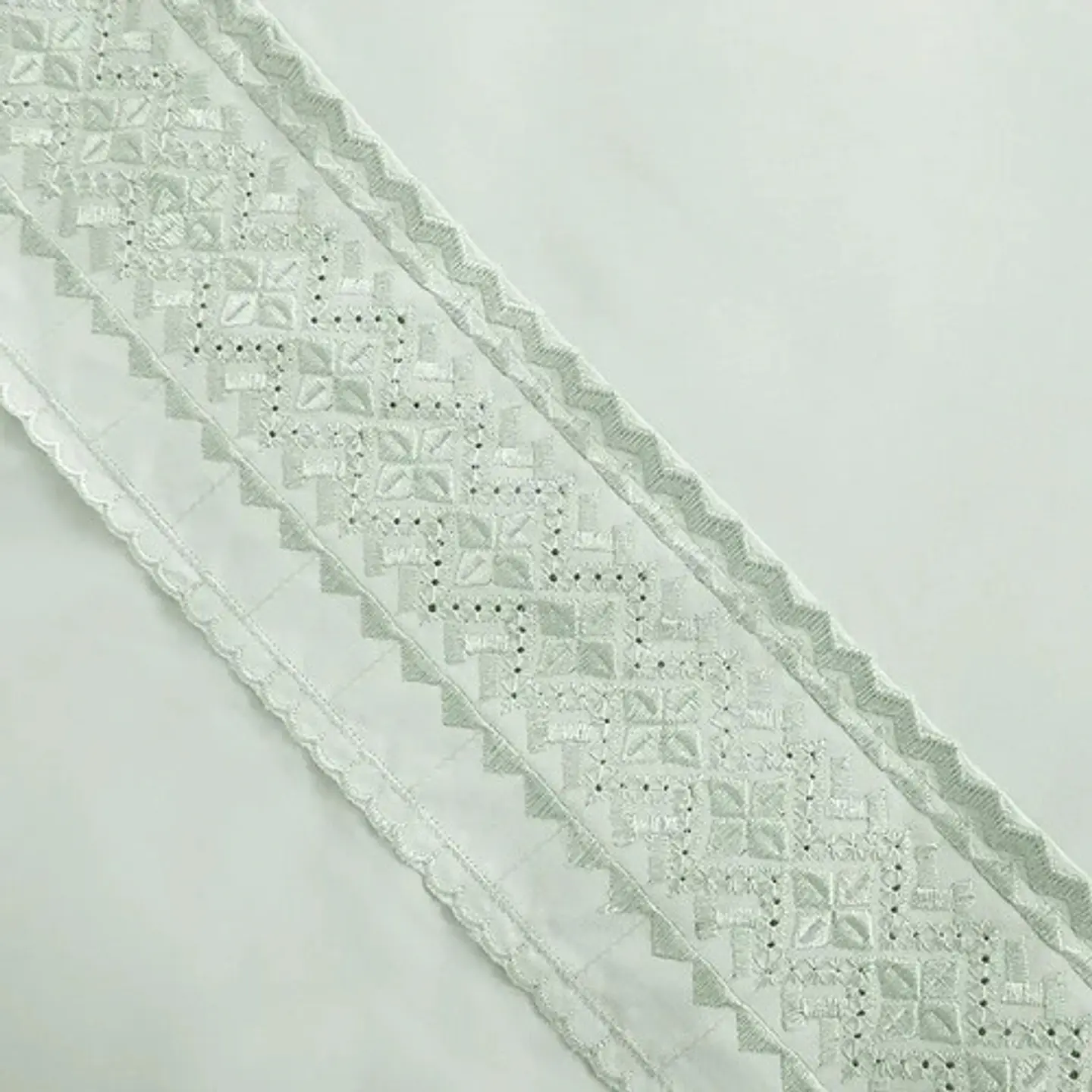 Set De Sábanas Microfibra Broderie 1.5 Plazas Verde 3