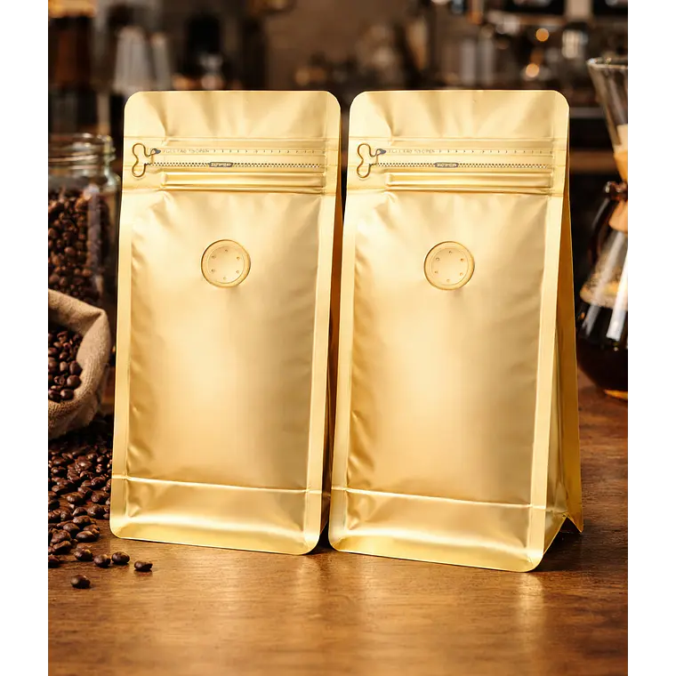 Embalaje 2000 bolsas Metalizadas color Dorado para 125 grs. de café 3