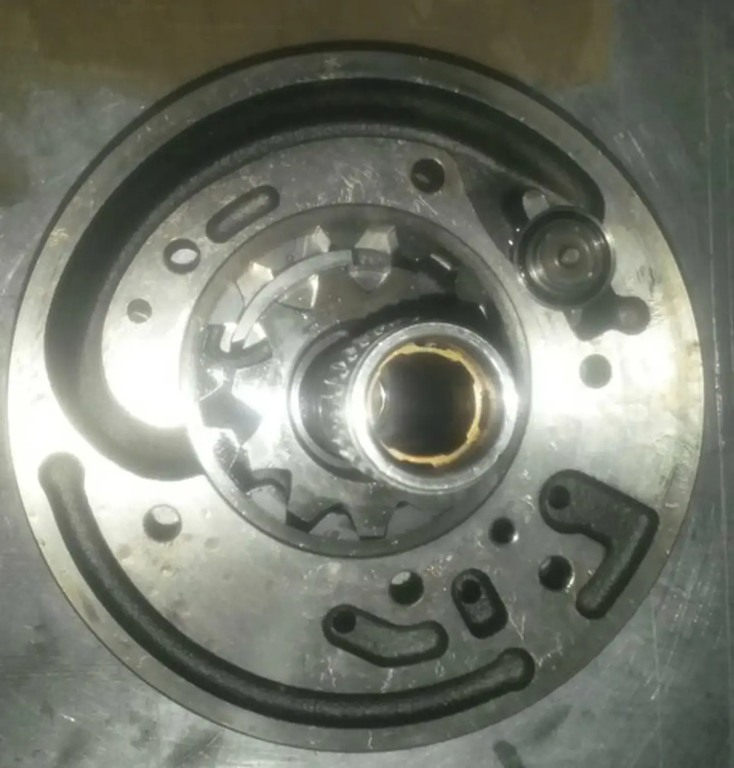 Bomba De Caja Automatica Ford Explorer 00-10 5r55w/s  2