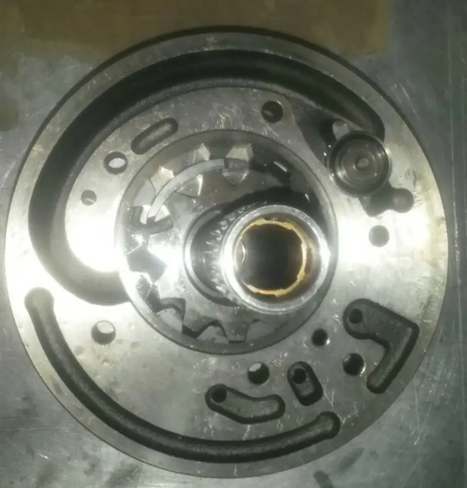 Bomba De Caja Automatica Ford Explorer 00-10 5r55w/s  2
