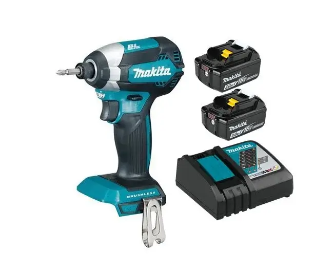 ATORNILLADOR DE IMPACTO INALAMBRICO 18V + 2 BATERIAS 18V 3.0AH + CARGADOR DC18RC MAKITA DTD153RFE