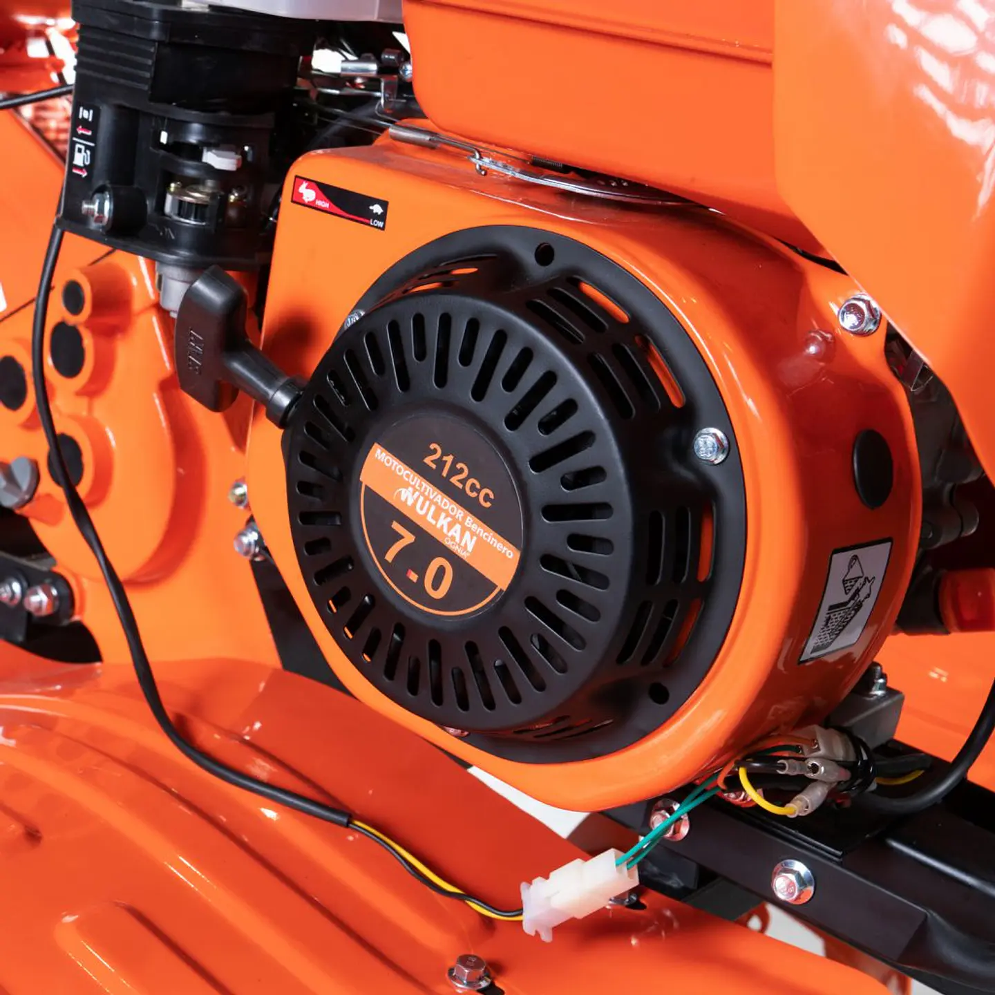 Motocultivador Bencinero optimus 7HP con 3 Accesorios WULKAN WK-T700 8
