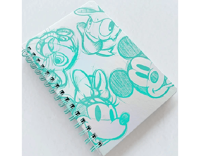 Libreta espiral 15x20cm aprox disney 100 años-m3-m10