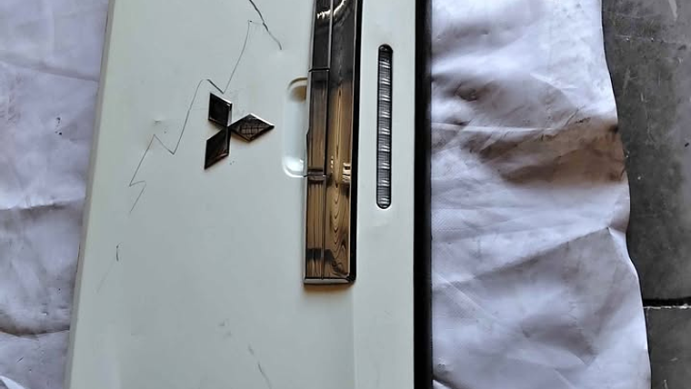 Portalón Mitsubishi L200 2019 al 2024 2