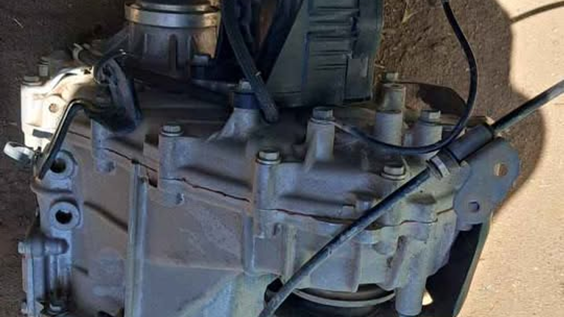 Caja automática 4X4 Toyota Hilux Revo 4