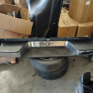 Parachoque trasero Volkswagen Amarok 2013