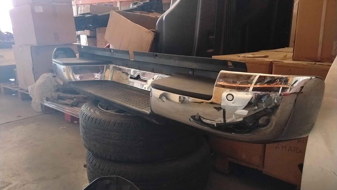 Parachoque trasero Volkswagen Amarok 2013 3