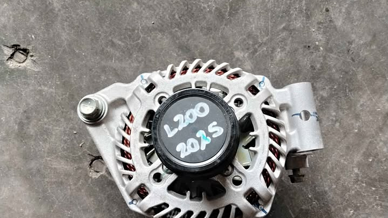 Alternador Mitsubishi l200 2025 4