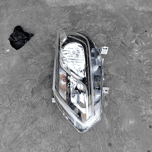 Optico RH completo original Chevrolet Colorado 2019 al 2023